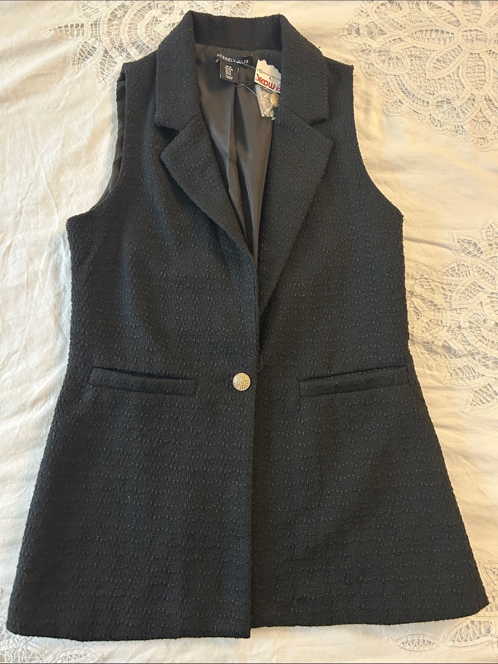 Women's Black Sleeveless Blazer Vest - Classic Tailored Style